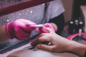 Маникюр, педикюр и ноктопластика 101203 Маникюр, педикюр и ноктопластика 101203