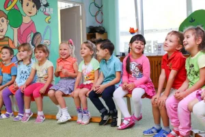 Помощник-възпитател 011301 Помощник възпитател